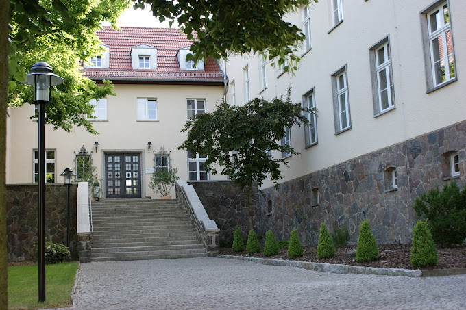 GLG Gesellschaft für Leben und Gesundheit/ Akademie der Gesundheit/ HGE Hochschule für Gesundheitsberufe Eberswalde